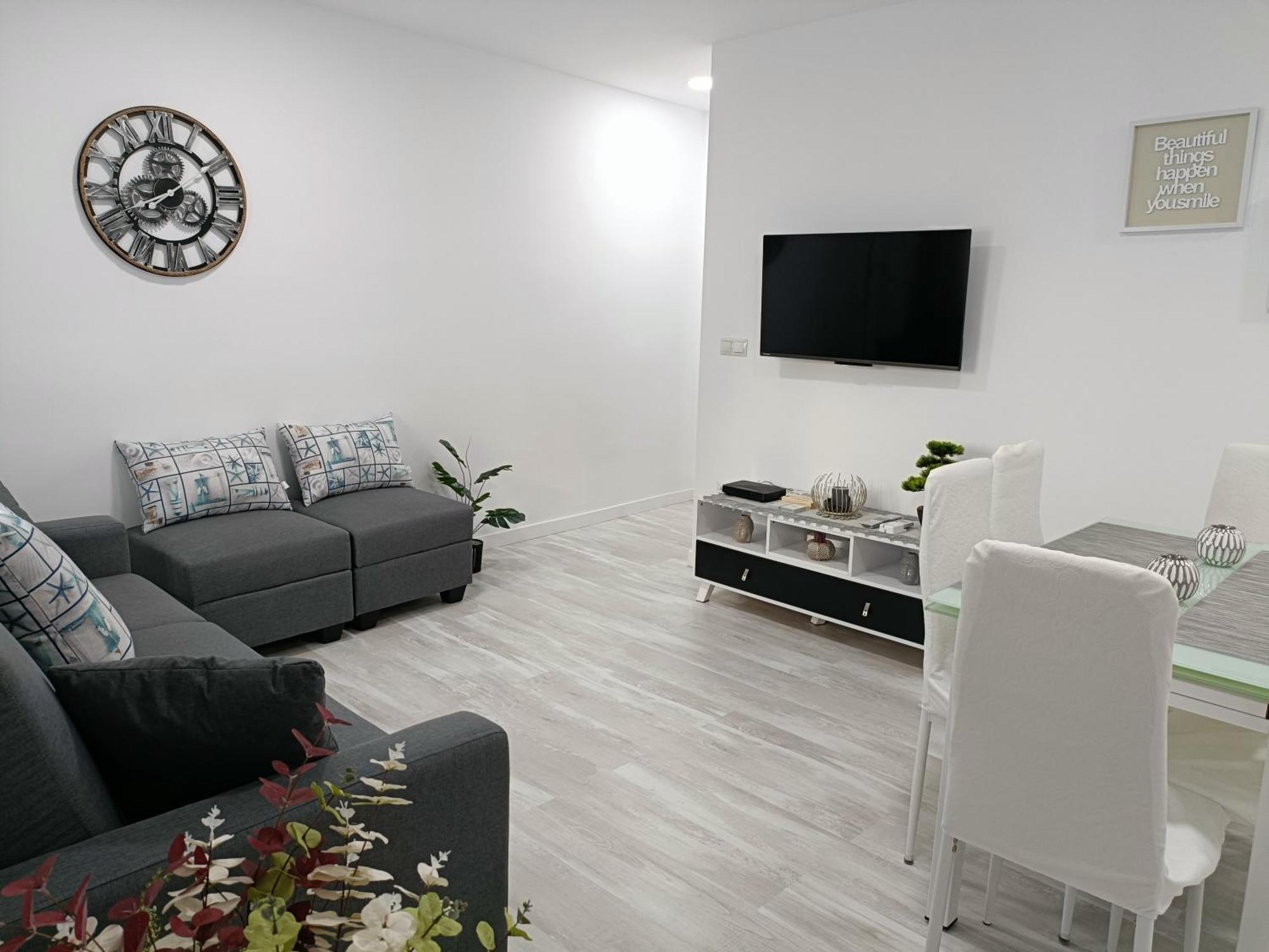 Playa de Gandia Mare De Deu, Vivienda Vacacional Para Familias Y Mayores De 25 Anos En El Grao De Gandia-Playa מראה חיצוני תמונה
